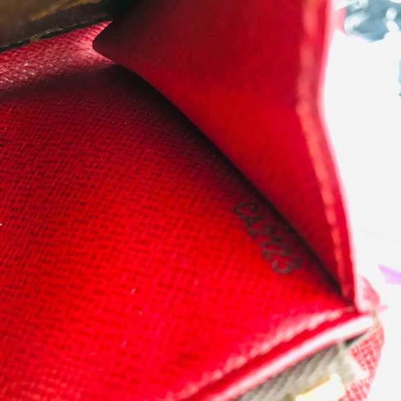 SOLD LV wallet - Picture 7 of 7